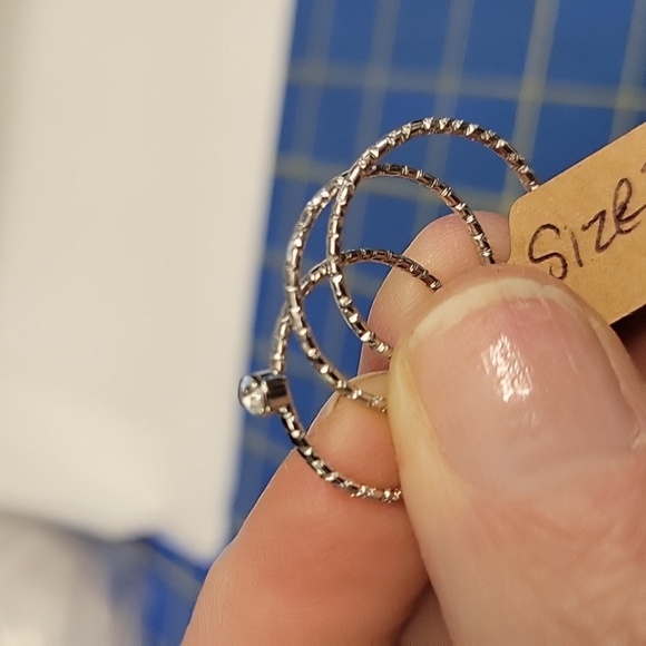 Silver Tone Rhinestone Ring Size 7 Lot of 3 Rings - Picture 3 of 3